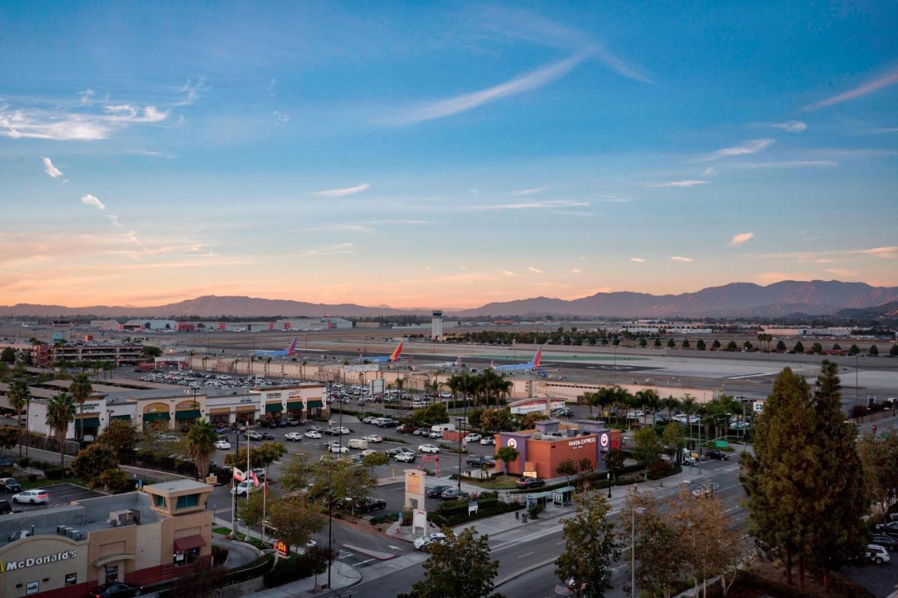 Los Angeles Marriott Burbank Airport Exterior foto
